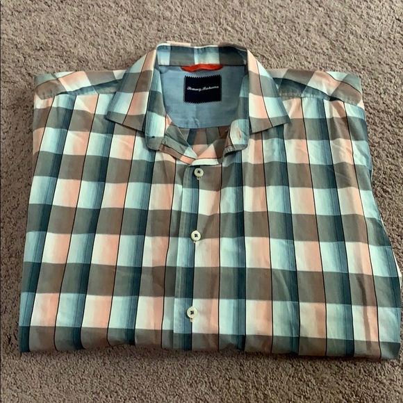 Tommy Bahama Other - Tommy Bahama Men’s Button Down Shirt Large